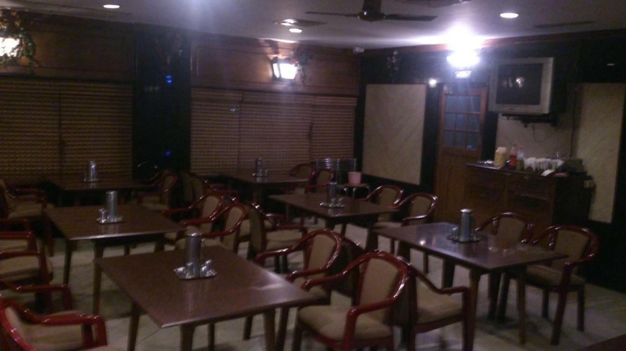 Sarmani Hotels Pvt. Ltd Ченнаї Екстер'єр фото